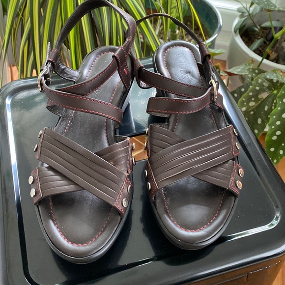 Tods brown 36 platform wedge - Picture 1 of 6